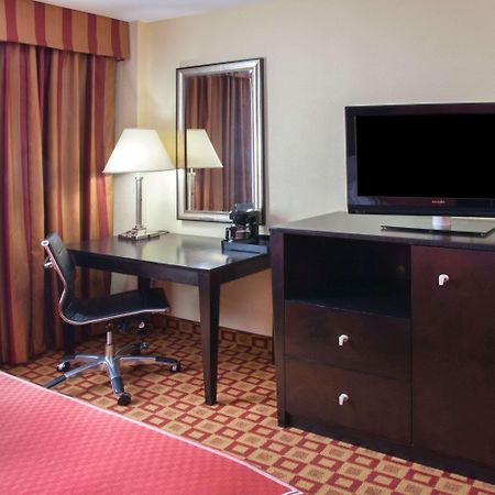 Super 8 By Wyndham Chicago Northlake O'Hare South Экстерьер фото