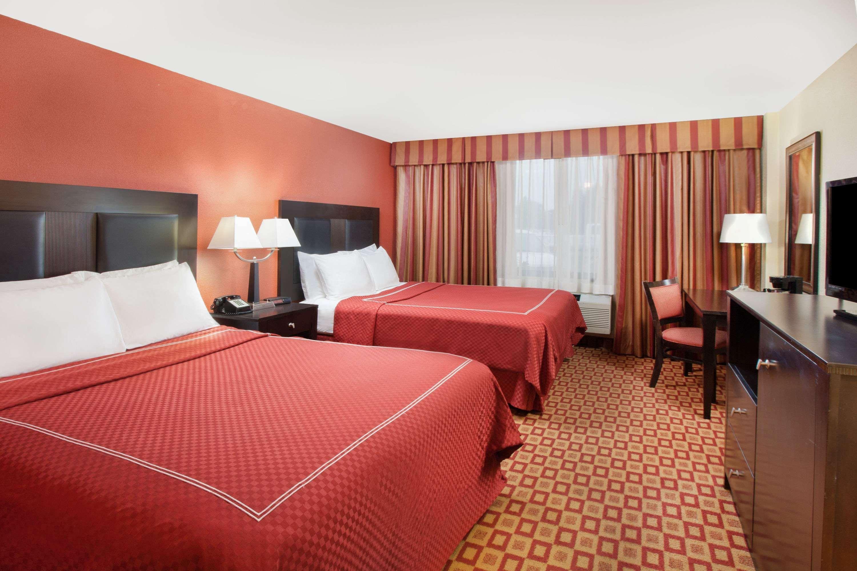 Super 8 By Wyndham Chicago Northlake O'Hare South Экстерьер фото