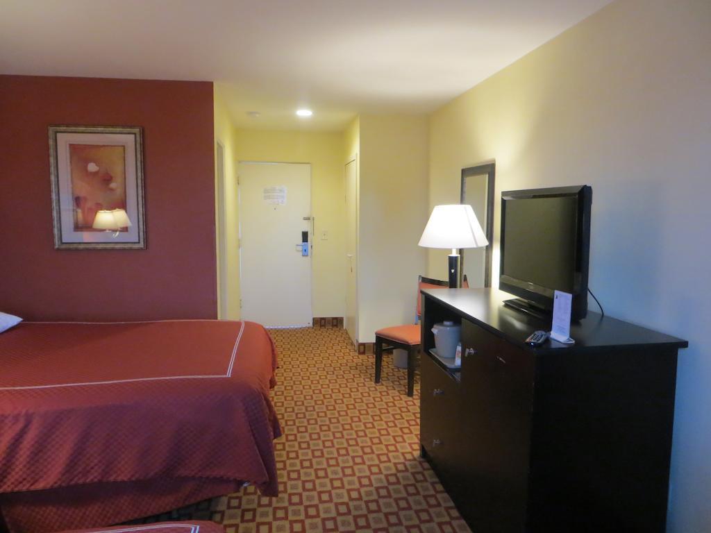 Super 8 By Wyndham Chicago Northlake O'Hare South Номер фото
