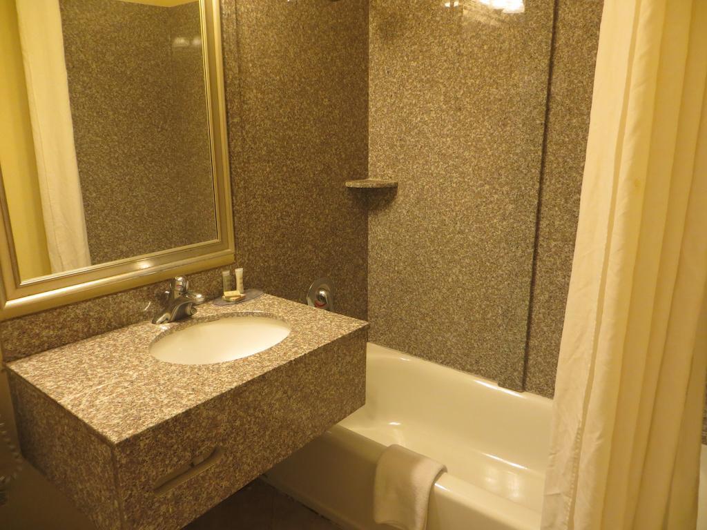 Super 8 By Wyndham Chicago Northlake O'Hare South Номер фото